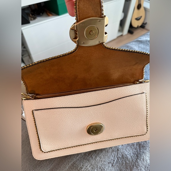 Coach Women's Polished Pebble Leather Tabby Shoulder Bag 26 Refresh - Picture 14 of 16